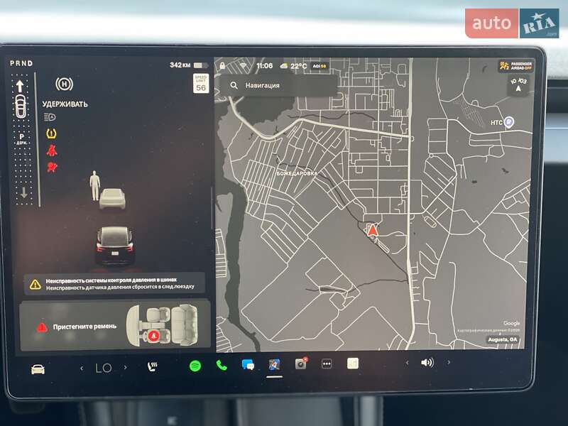 Седан Tesla Model 3 2024 в Кривому Розі