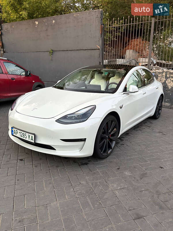 Седан Tesla Model 3 2019 в Запоріжжі фото 3 Седан Tesla Model 3 2019 в Запоріжжі