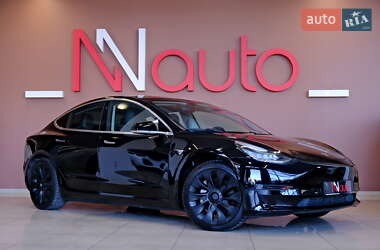 Седан Tesla Model 3 2019 в 