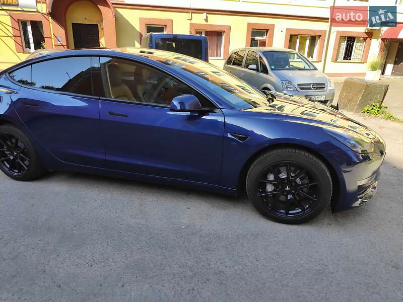 Седан Tesla Model 3 2022 в Ровно фото 2 Седан Tesla Model 3 2022 в Ровно