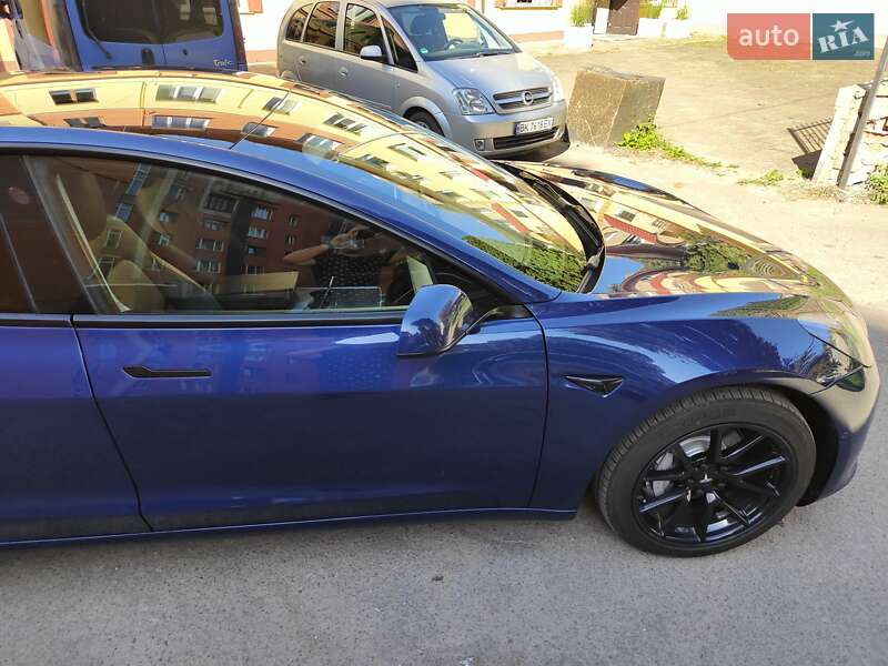 Седан Tesla Model 3 2022 в Ровно фото 17 Седан Tesla Model 3 2022 в Ровно