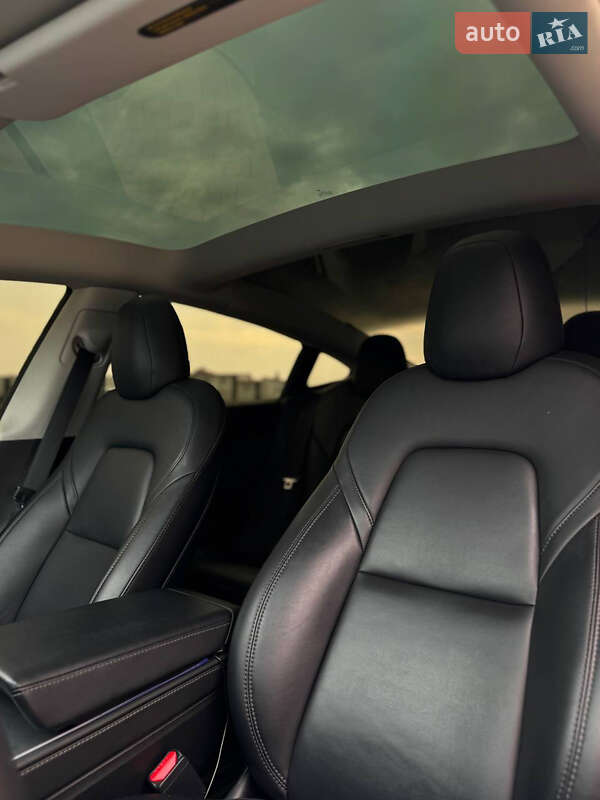 Седан Tesla Model 3 2023 в Івано-Франківську фото 9 Седан Tesla Model 3 2023 в Івано-Франківську