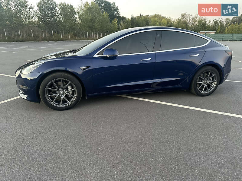Седан Tesla Model 3 2018 в Виннице фото 22 Седан Tesla Model 3 2018 в Виннице
