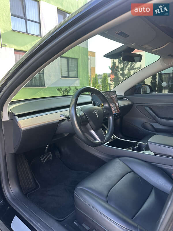 Седан Tesla Model 3 2018 в Рівному фото 11 Седан Tesla Model 3 2018 в Рівному