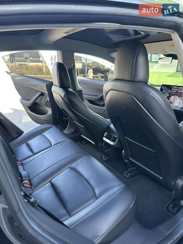 Седан Tesla Model 3 2018 в Рівному фото 17 Седан Tesla Model 3 2018 в Рівному