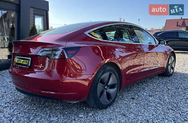 Седан Tesla Model 3 2019 в 