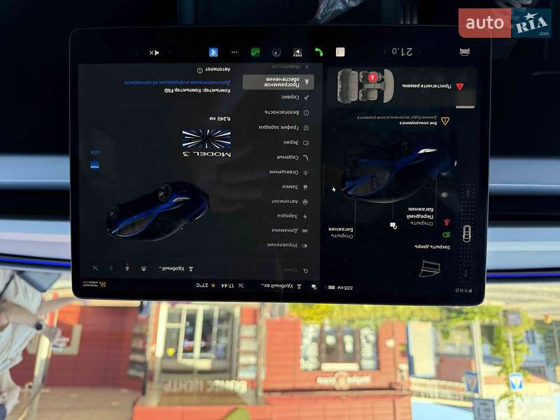 Седан Tesla Model 3 2024 в Львове