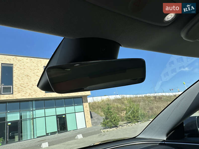 Седан Tesla Model 3 2024 в Хмельницком