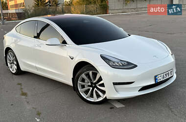 Tesla Model 3 2017