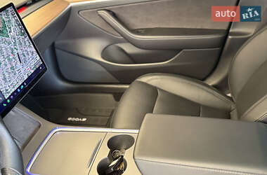 Седан Tesla Model 3 2017 в 