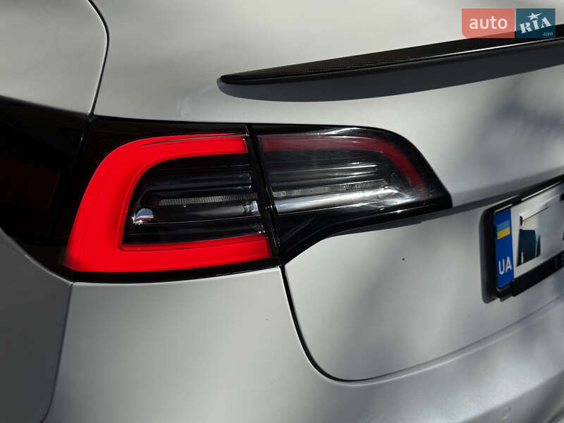 Седан Tesla Model 3 2017 в Харкові фото 29 Седан Tesla Model 3 2017 в Харкові