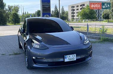 Tesla Model 3 2018