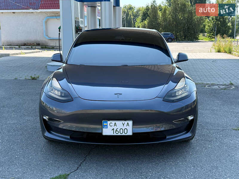 Седан Tesla Model 3 2018 в Золотоноші