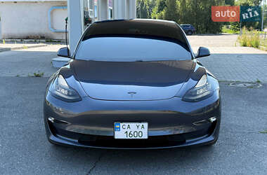 Седан Tesla Model 3 2018 в 