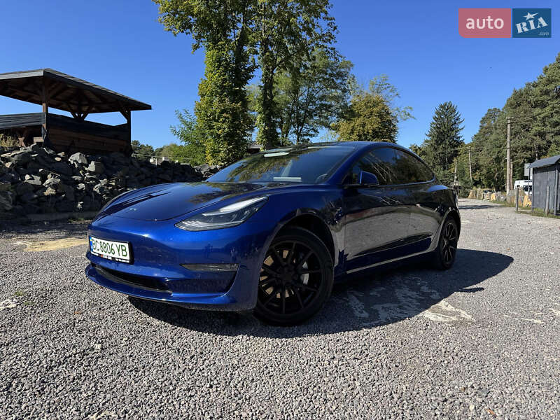 Седан Tesla Model 3 2018 в 