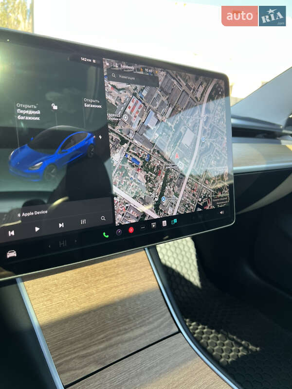 Седан Tesla Model 3 2018 в Одесі
