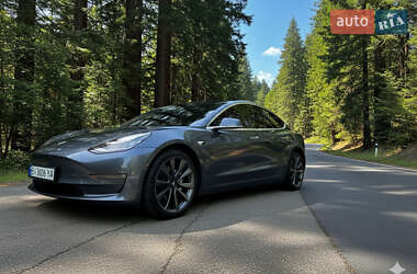 Tesla Model 3 2019