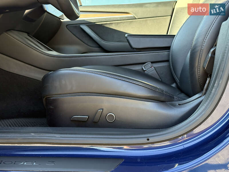 Седан Tesla Model 3 2022 в Львове фото 17 Седан Tesla Model 3 2022 в Львове
