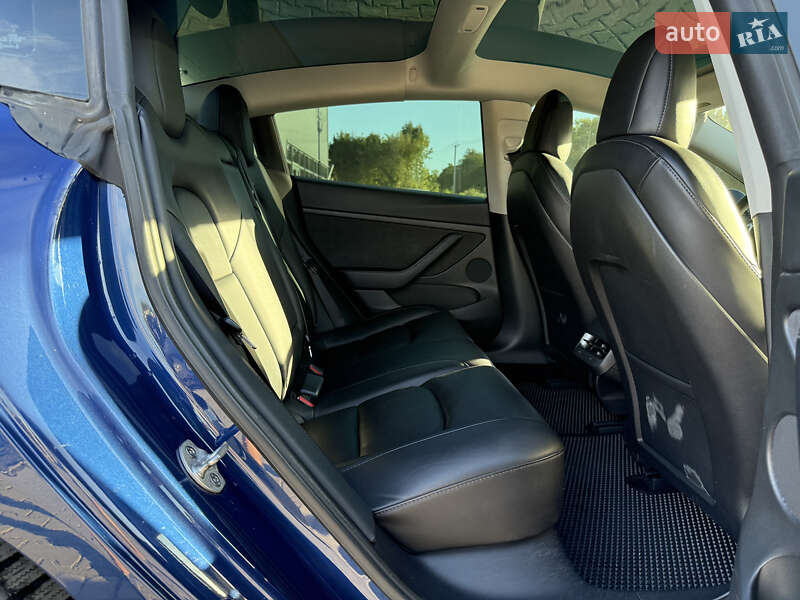 Седан Tesla Model 3 2022 в Львове фото 14 Седан Tesla Model 3 2022 в Львове