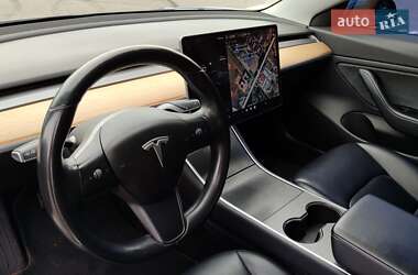 Седан Tesla Model 3 2018 в Киеве