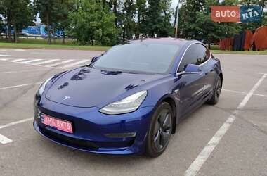 Седан Tesla Model 3 2018 в Киеве