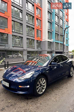 Седан Tesla Model 3 2018 в Чернігові