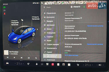 Седан Tesla Model 3 2022 в Дніпрі
