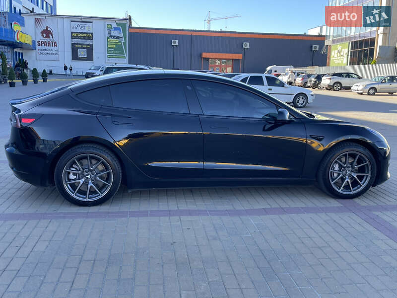 Седан Tesla Model 3 2021 в Хмельницькому