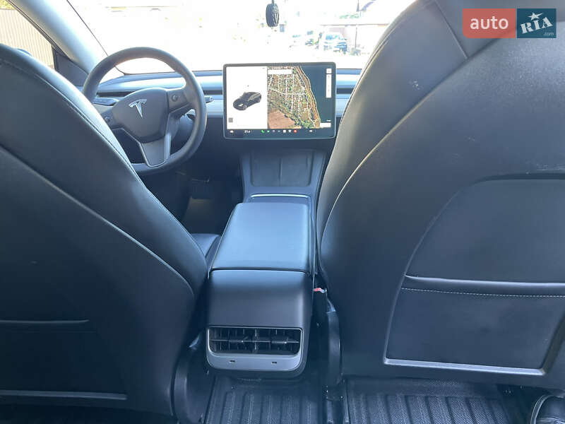 Седан Tesla Model 3 2021 в Хмельницькому