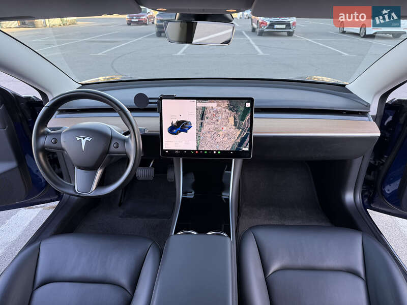 Седан Tesla Model 3 2019 в Запорожье