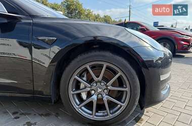 Седан Tesla Model 3 2018 в 