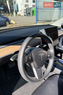 Седан Tesla Model 3 2019 в 