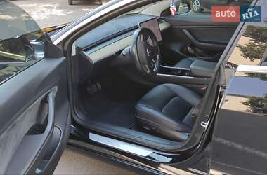Седан Tesla Model 3 2018 в 