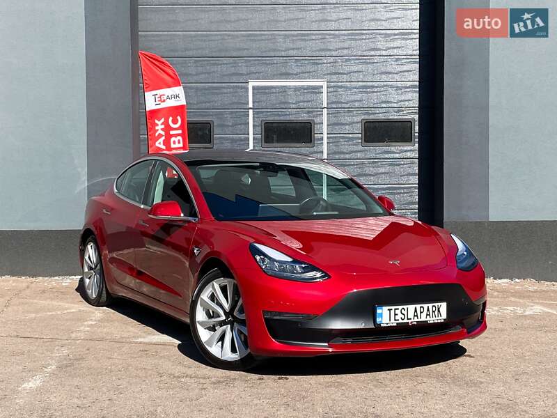 Tesla Model 3 2018