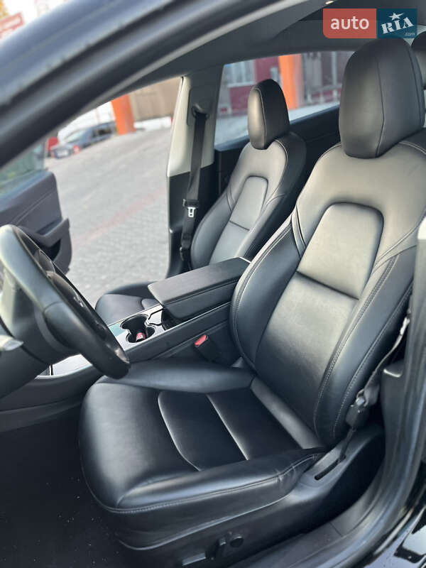 Седан Tesla Model 3 2018 в Хмельницком