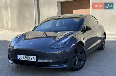 Седан Tesla Model 3 2023 в 