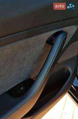 Седан Tesla Model 3 2018 в 