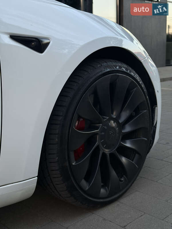 Седан Tesla Model 3 2021 в Ужгороді фото 21 Седан Tesla Model 3 2021 в Ужгороді