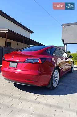 Седан Tesla Model 3 2022 в Стрые