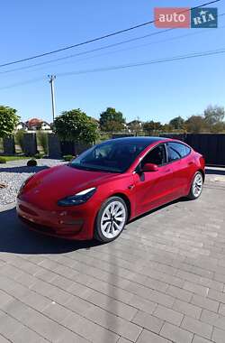 Tesla Model 3 2022