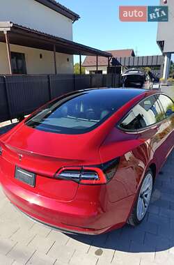 Седан Tesla Model 3 2022 в Стрые