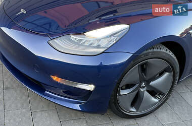 Седан Tesla Model 3 2018 в 