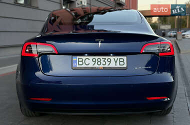 Седан Tesla Model 3 2018 в 