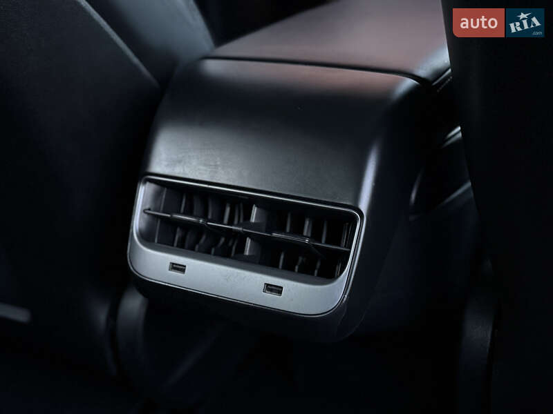 Седан Tesla Model 3 2018 в Дрогобыче фото 51 Седан Tesla Model 3 2018 в Дрогобыче