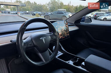 Седан Tesla Model 3 2018 в 
