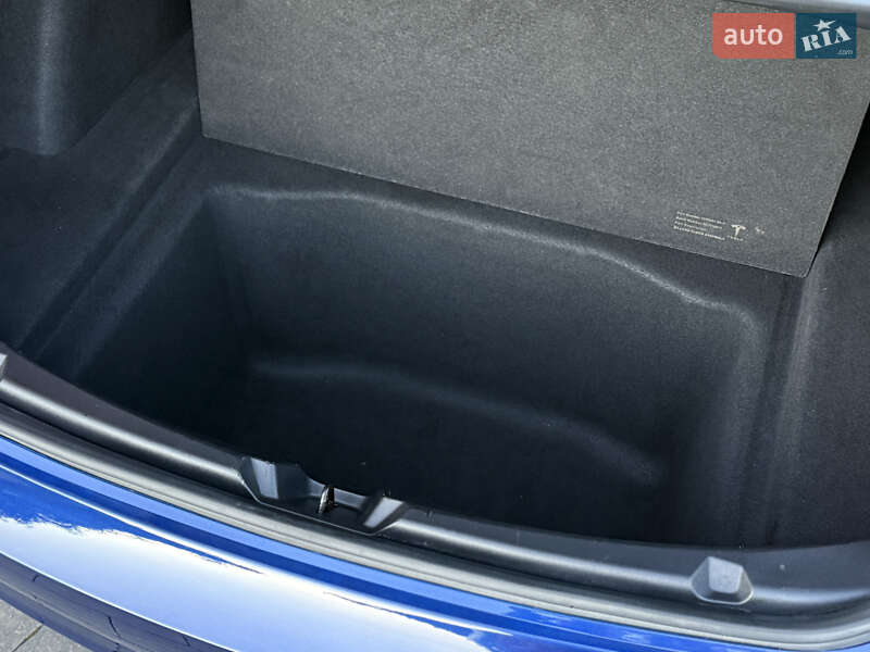 Седан Tesla Model 3 2018 в Дрогобыче фото 67 Седан Tesla Model 3 2018 в Дрогобыче