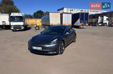Седан Tesla Model 3 2020 в 