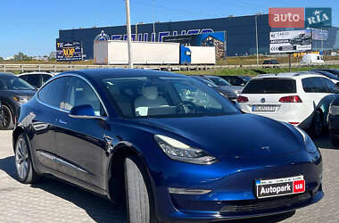 Седан Tesla Model 3 2018 в 