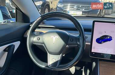 Седан Tesla Model 3 2018 в 