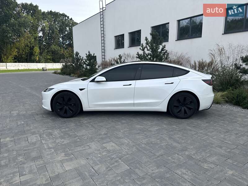 Седан Tesla Model 3 2024 в Луцьку фото 2 Седан Tesla Model 3 2024 в Луцьку